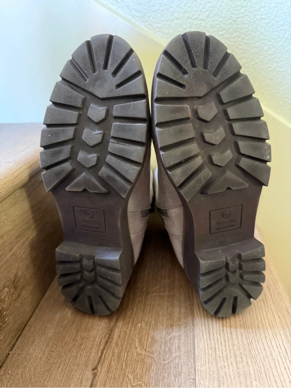 Blondo Devany Waterproof Suede Ankle Boots Taupe Women’s 9.5 EUC